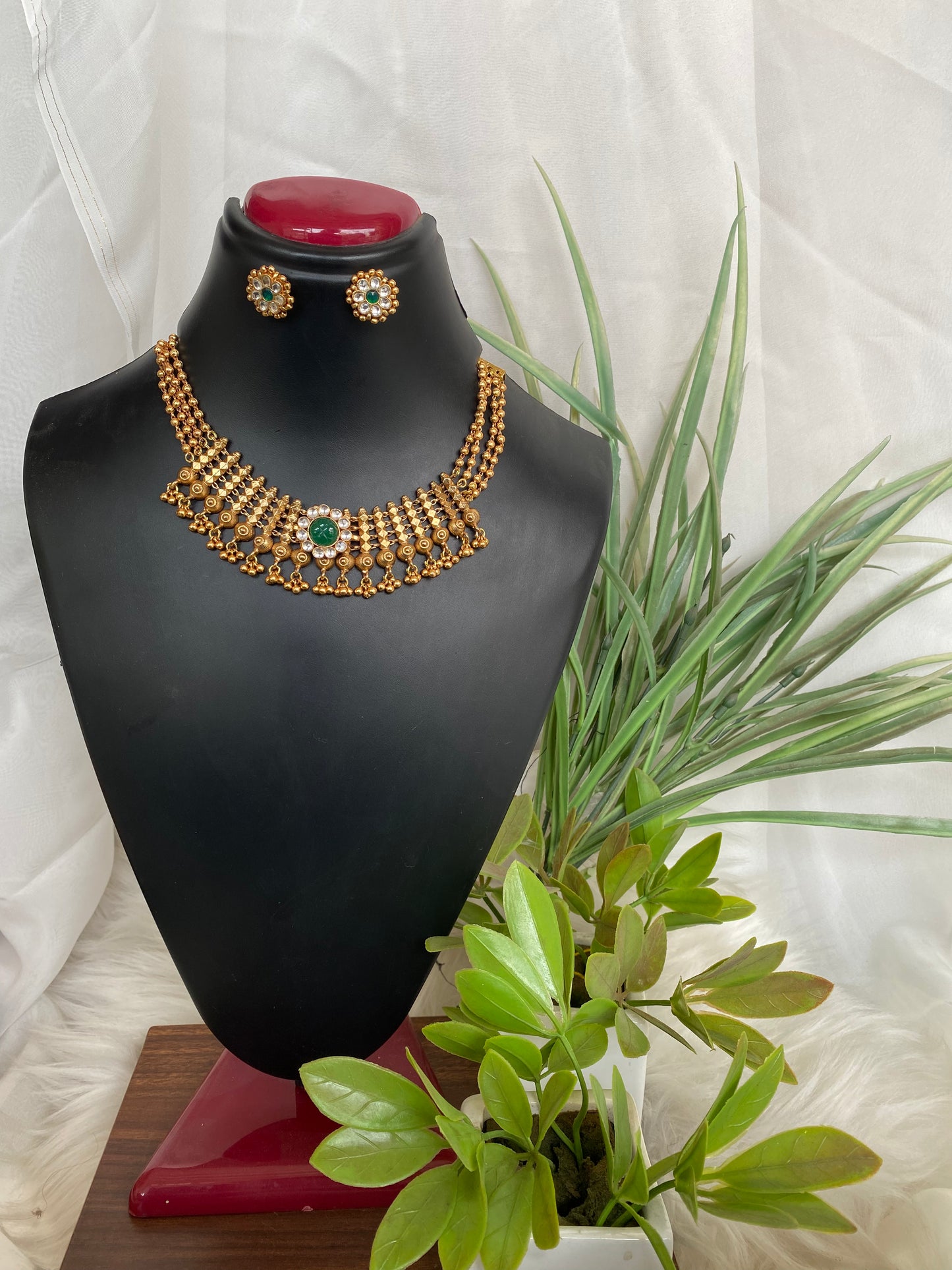 Golden Necklace Set With Green Stone
