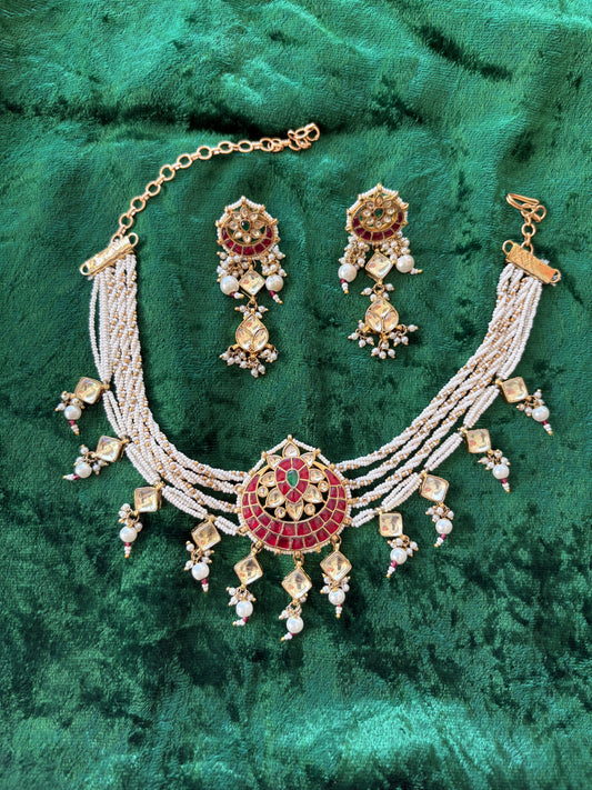 Noor Jadau Necklace Set