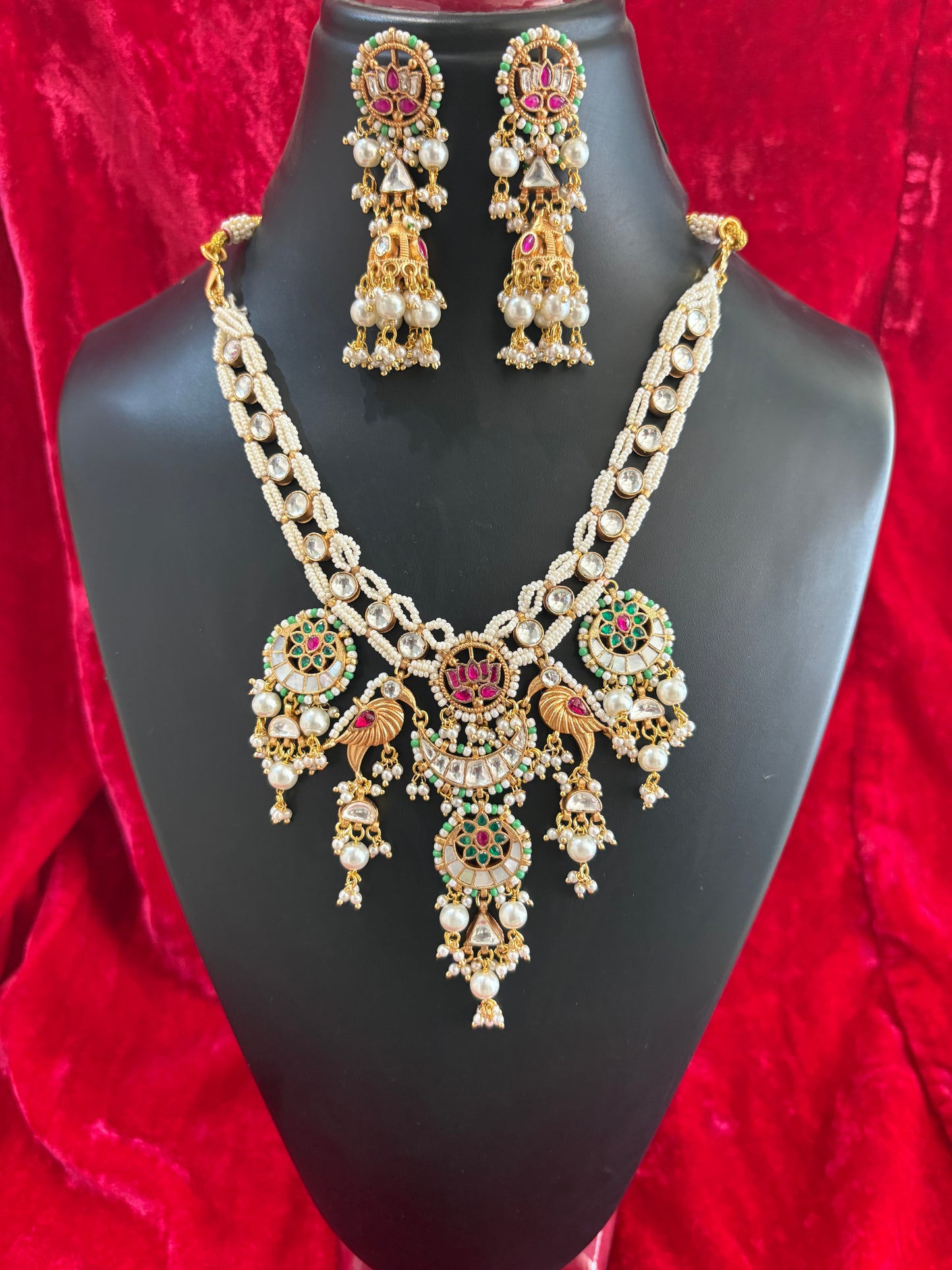 Divine Jadau Necklace Set