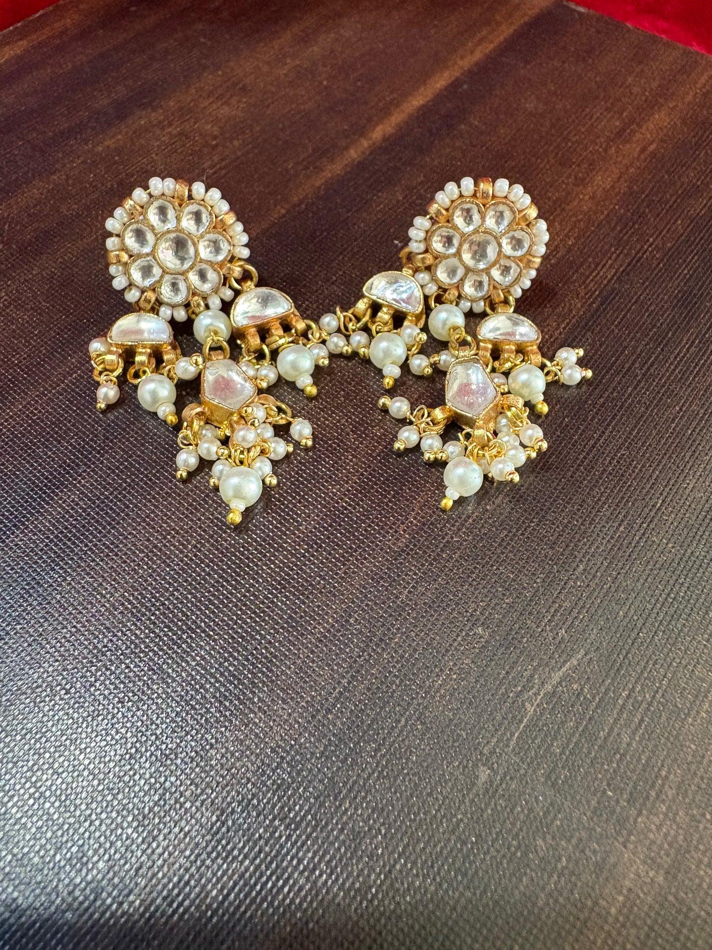 Falak Jadau Choker Set