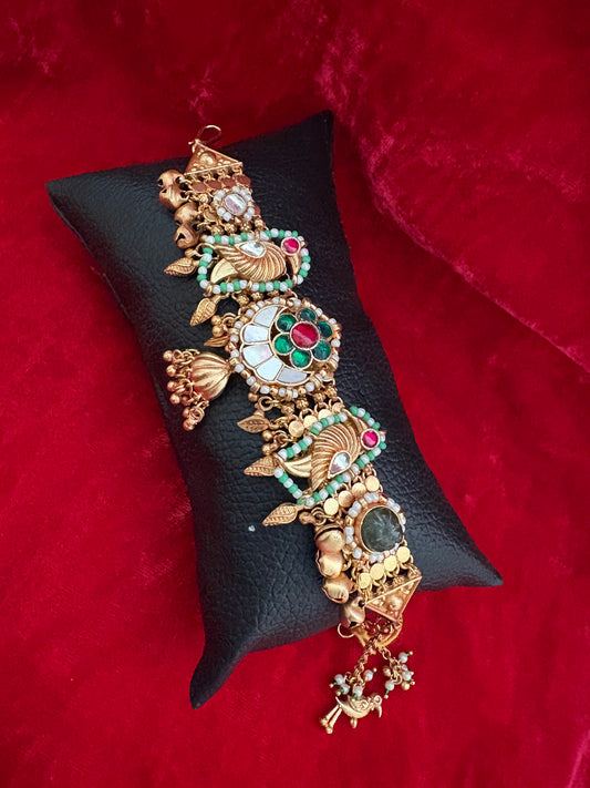 Vanya Jadau Bracelet