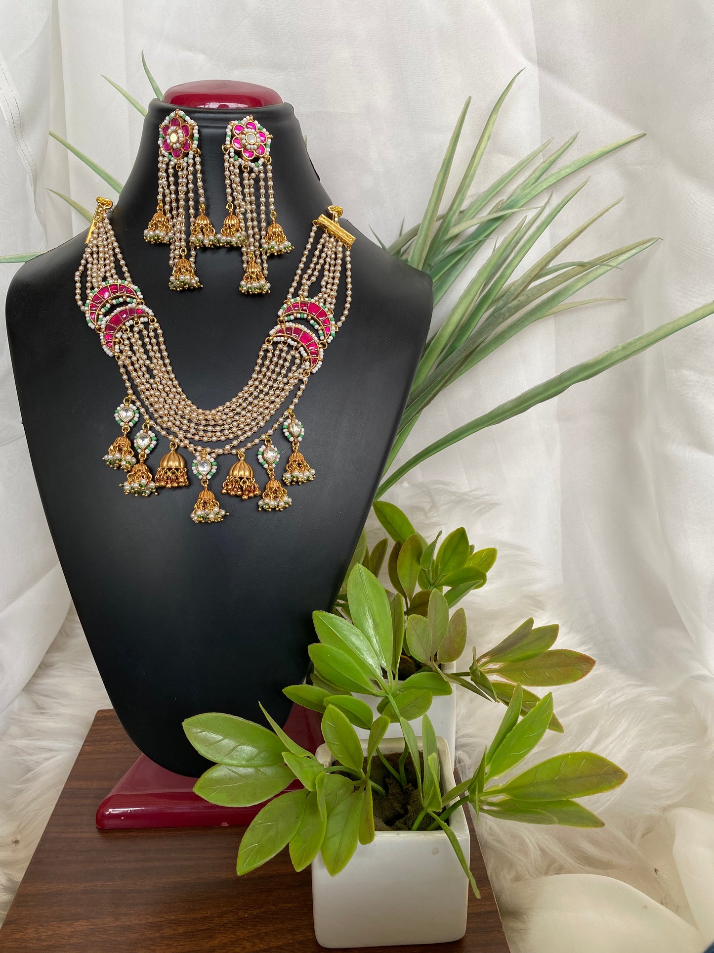 Layered Chand Necklace Set